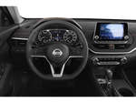 2022 Nissan Altima SR