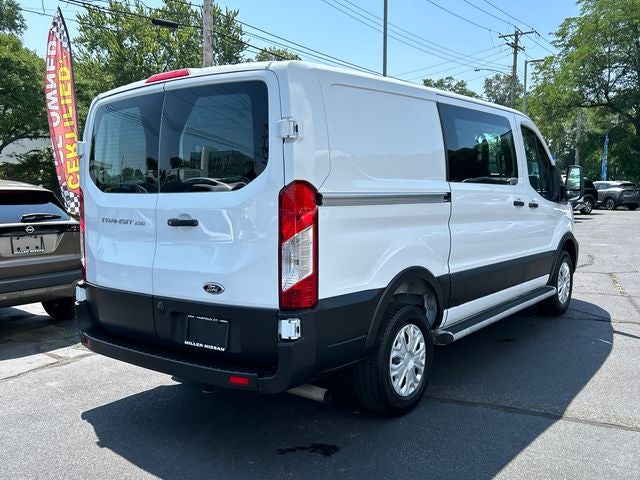 2025 Ford Transit-250 Base
