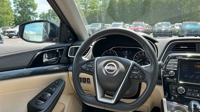 2023 Nissan Maxima Platinum