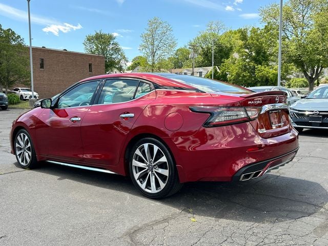 2023 Nissan Maxima Platinum