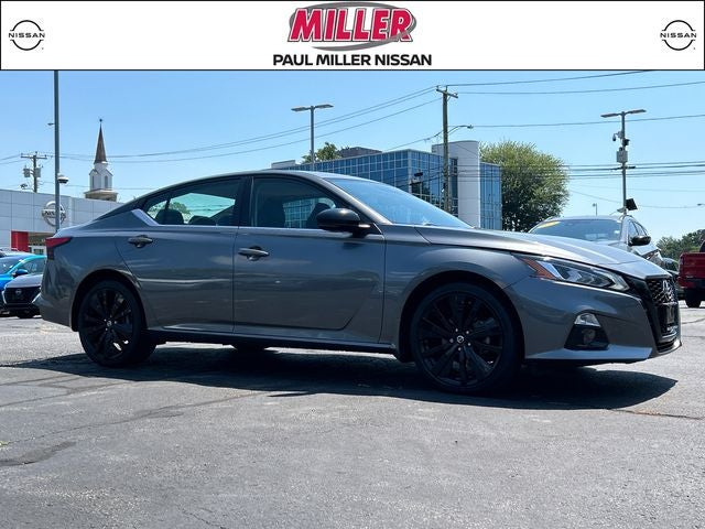2022 Nissan Altima SR