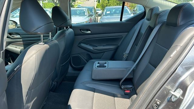 2022 Nissan Altima SR