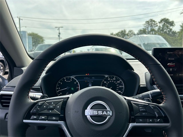 2025 Nissan Altima SR