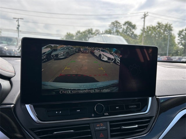 2025 Nissan Altima SR