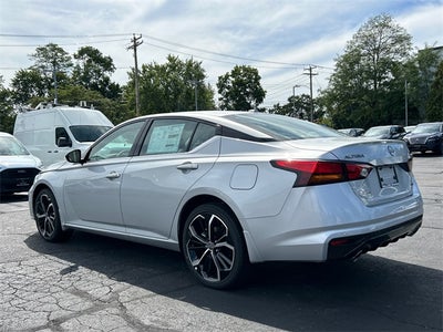 2025 Nissan Altima SR