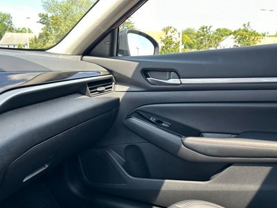 2024 Nissan Altima SR
