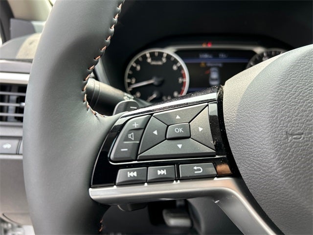 2025 Nissan Altima SR