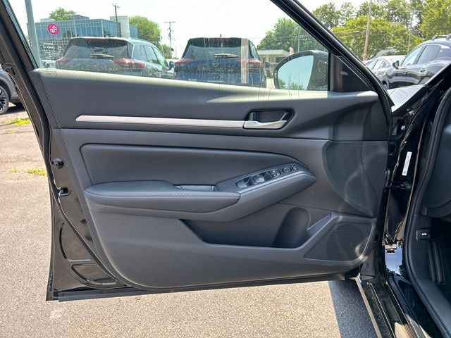 2026 Nissan Altima SR