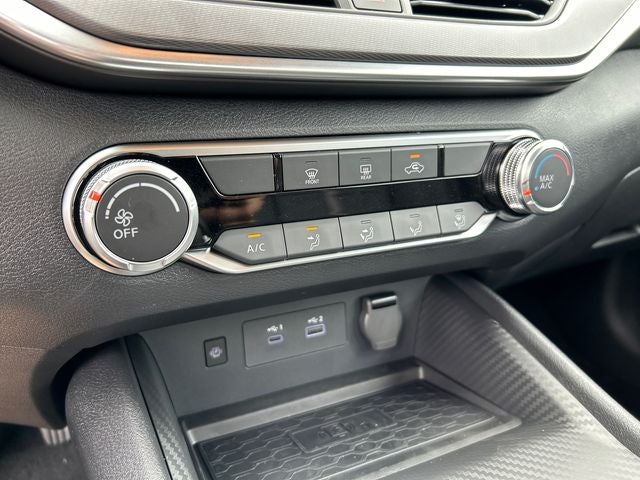 2026 Nissan Altima SR