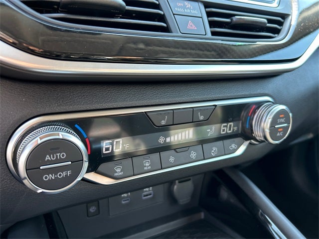 2025 Nissan Altima SR