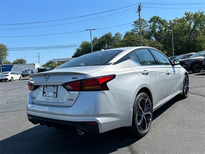 2025 Nissan Altima SR