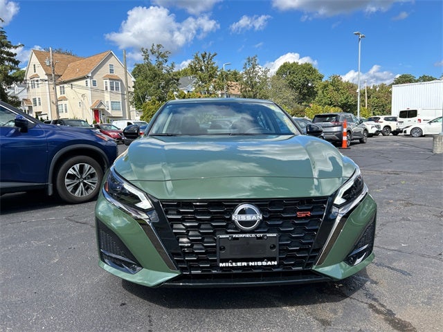 2025 Nissan Altima SR
