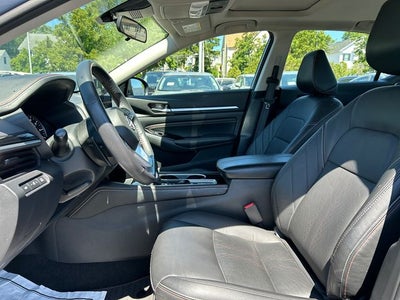2023 Nissan Altima SR