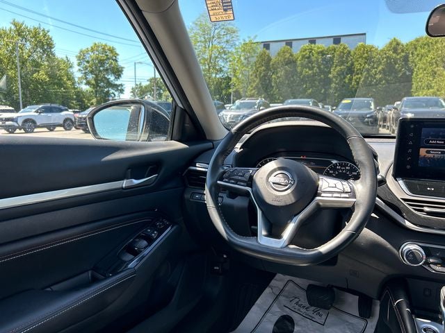 2023 Nissan Altima SR