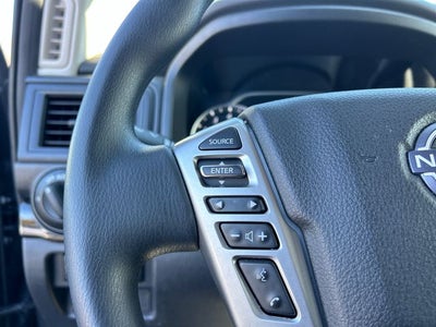 2024 Nissan TITAN Crew Cab SV