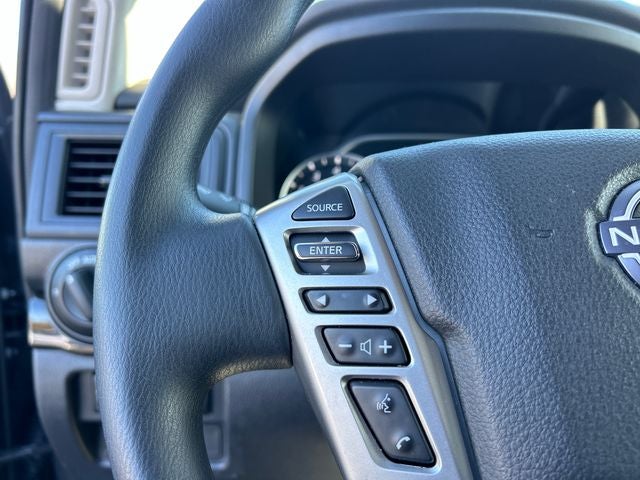 2024 Nissan TITAN Crew Cab SV