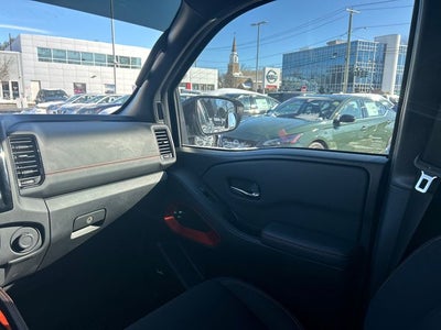 2023 Nissan Frontier Crew Cab PRO-4X®