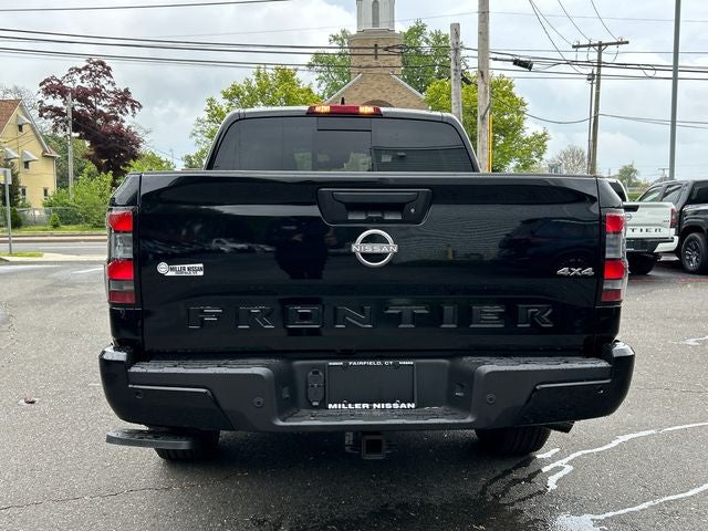 2026 Nissan Frontier Crew Cab SV