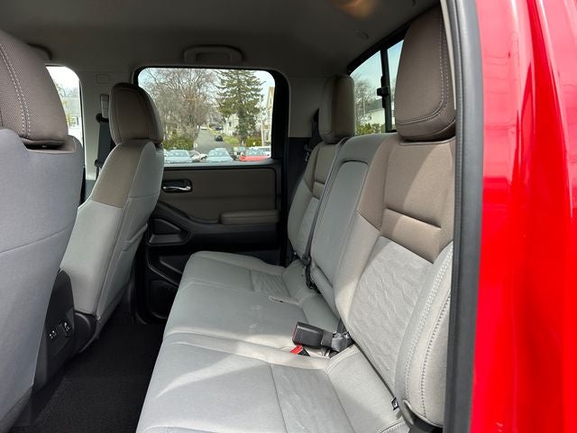 2023 Nissan Frontier Crew Cab SV