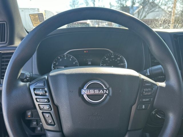 2023 Nissan Frontier Crew Cab SV