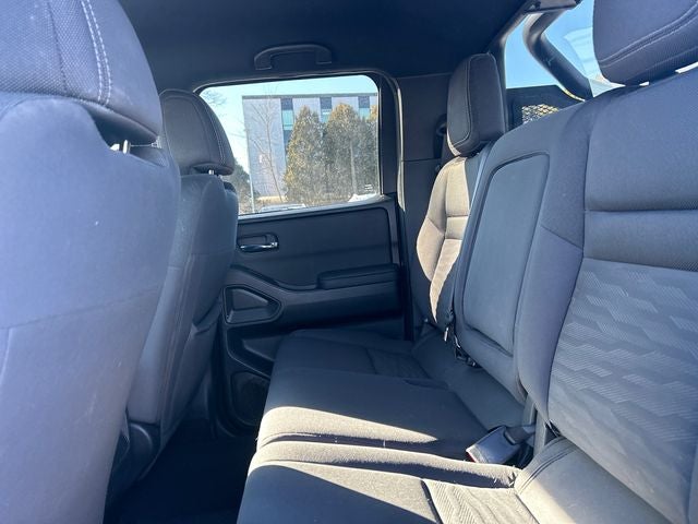 2023 Nissan Frontier Crew Cab SV