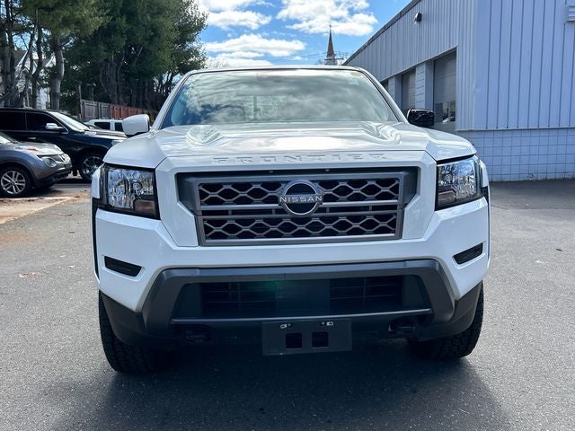 2022 Nissan Frontier Crew Cab SV