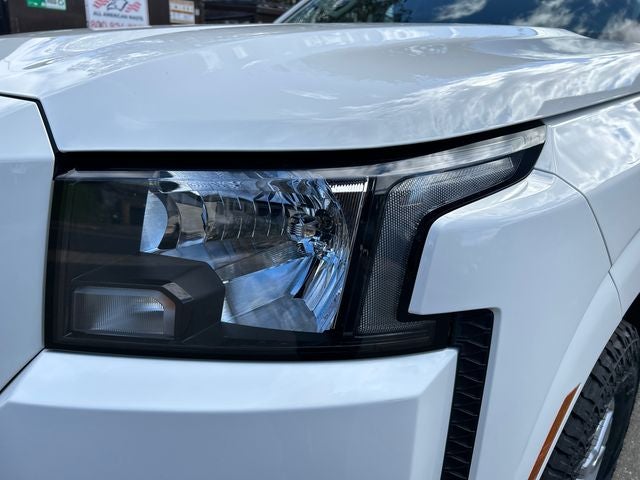 2022 Nissan Frontier Crew Cab SV