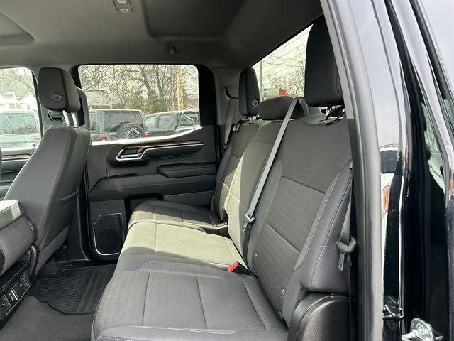 2025 Chevrolet Silverado 1500 LT LT1