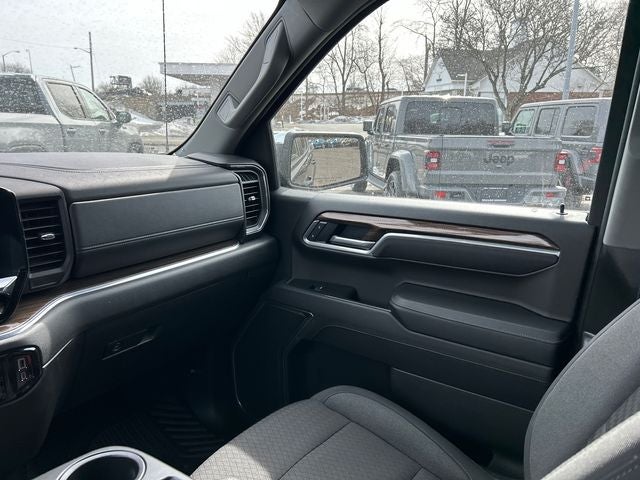 2025 Chevrolet Silverado 1500 LT LT1