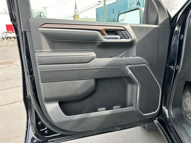 2025 Chevrolet Silverado 1500 LT LT1