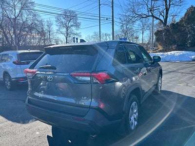 2022 Toyota RAV4 LE