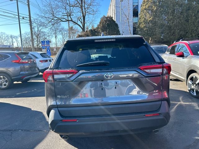 2022 Toyota RAV4 LE