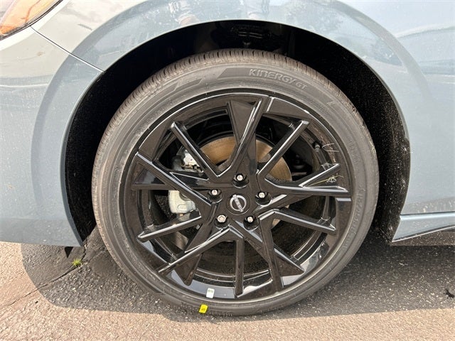 2025 Nissan Sentra SR Midnight Edition