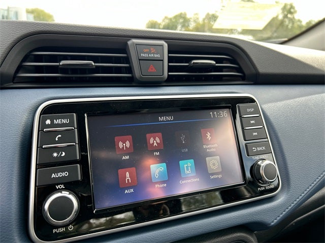 2025 Nissan Versa SV