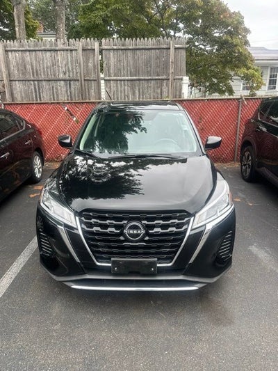 2023 Nissan Kicks S