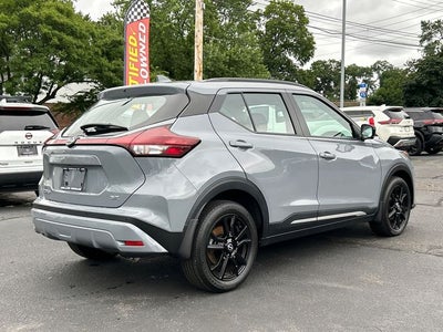 2023 Nissan Kicks SR