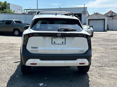 2026 Nissan Kicks SV