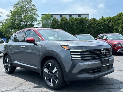 2025 Nissan Kicks SR