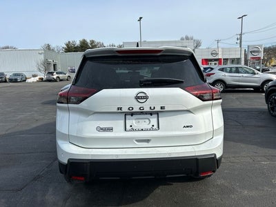 2026 Nissan Rogue Dark Armor™