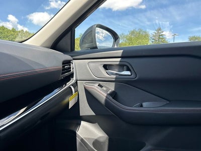 2025 Nissan Rogue Rock Creek®