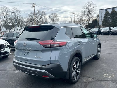 2022 Nissan Rogue SL