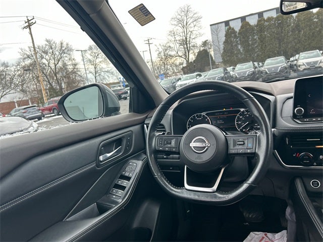 2022 Nissan Rogue SL