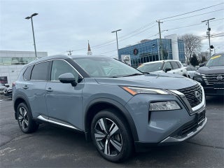 2022 Nissan Rogue SL