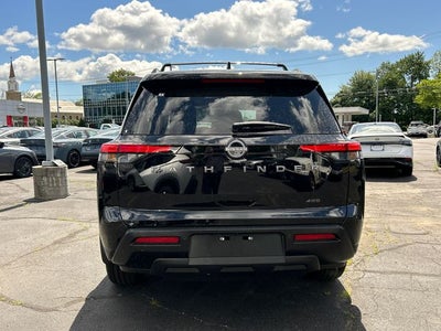 2026 Nissan Pathfinder SV