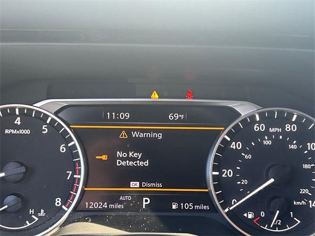 2024 Nissan Pathfinder SL