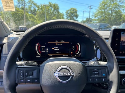 2026 Nissan Pathfinder SL