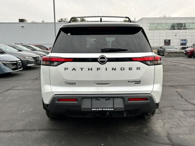2026 Nissan Pathfinder Platinum