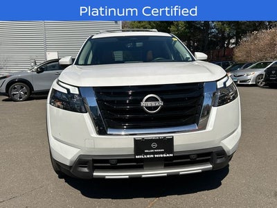 2025 Nissan Pathfinder Platinum