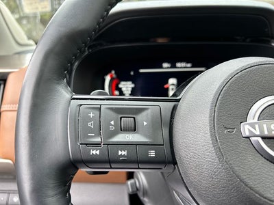 2023 Nissan Pathfinder Platinum