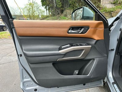 2023 Nissan Pathfinder Platinum